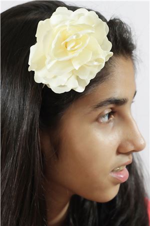 The Hamptons White Flower Hairband